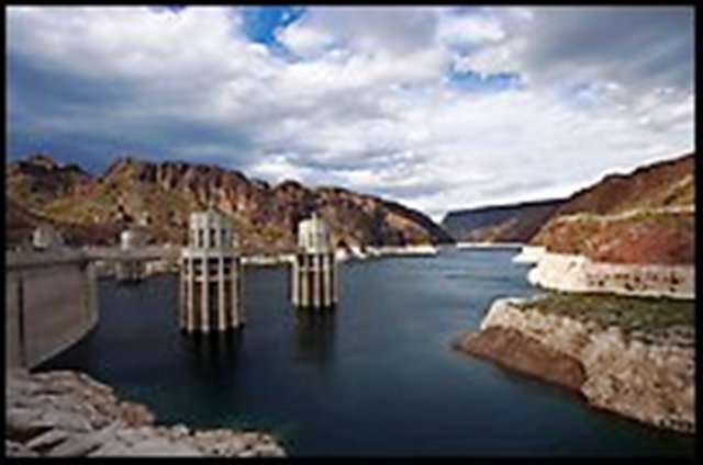 hooverdam3L.jpg
